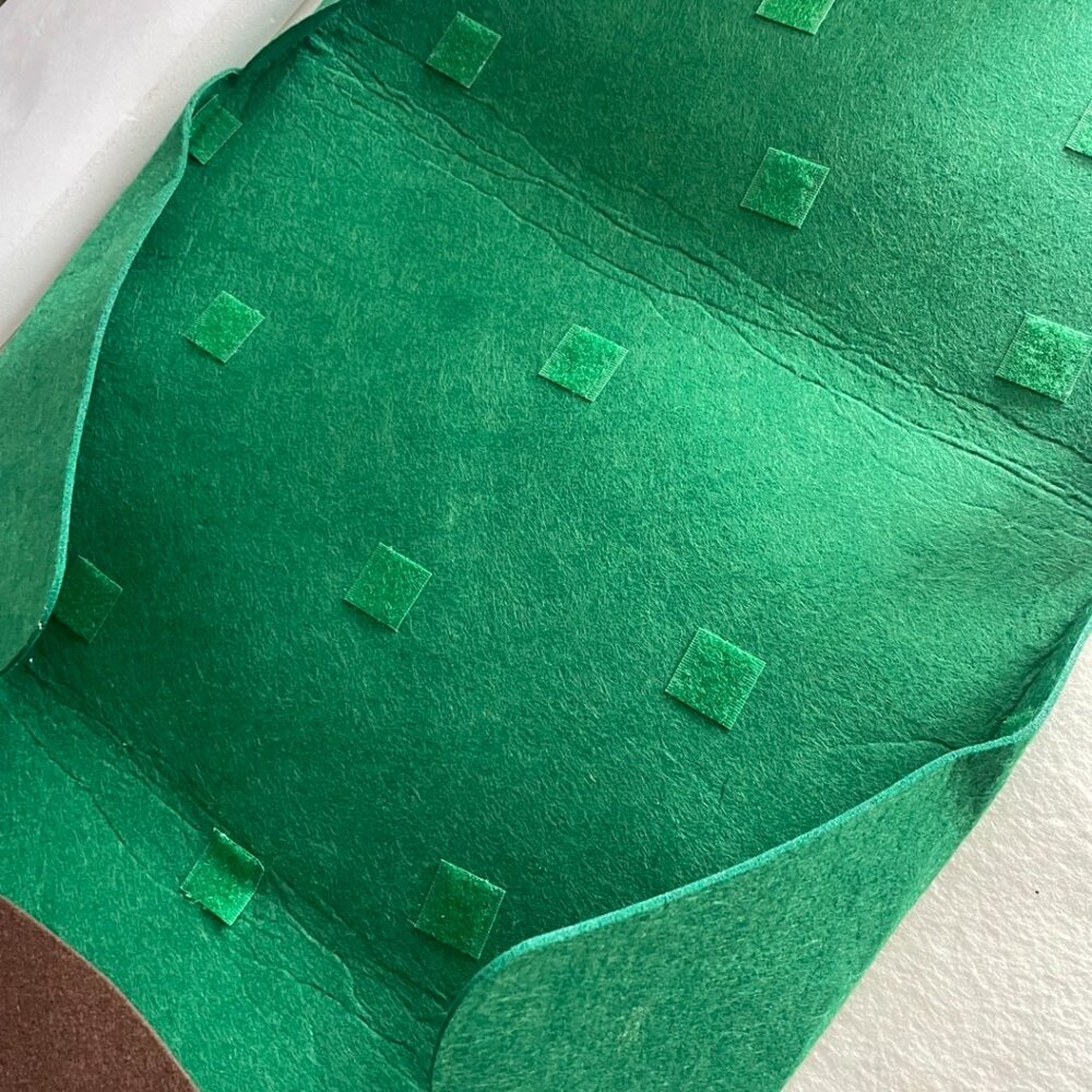 Felt Kids Christmas Tree Activity Set - Picture 8 of 12